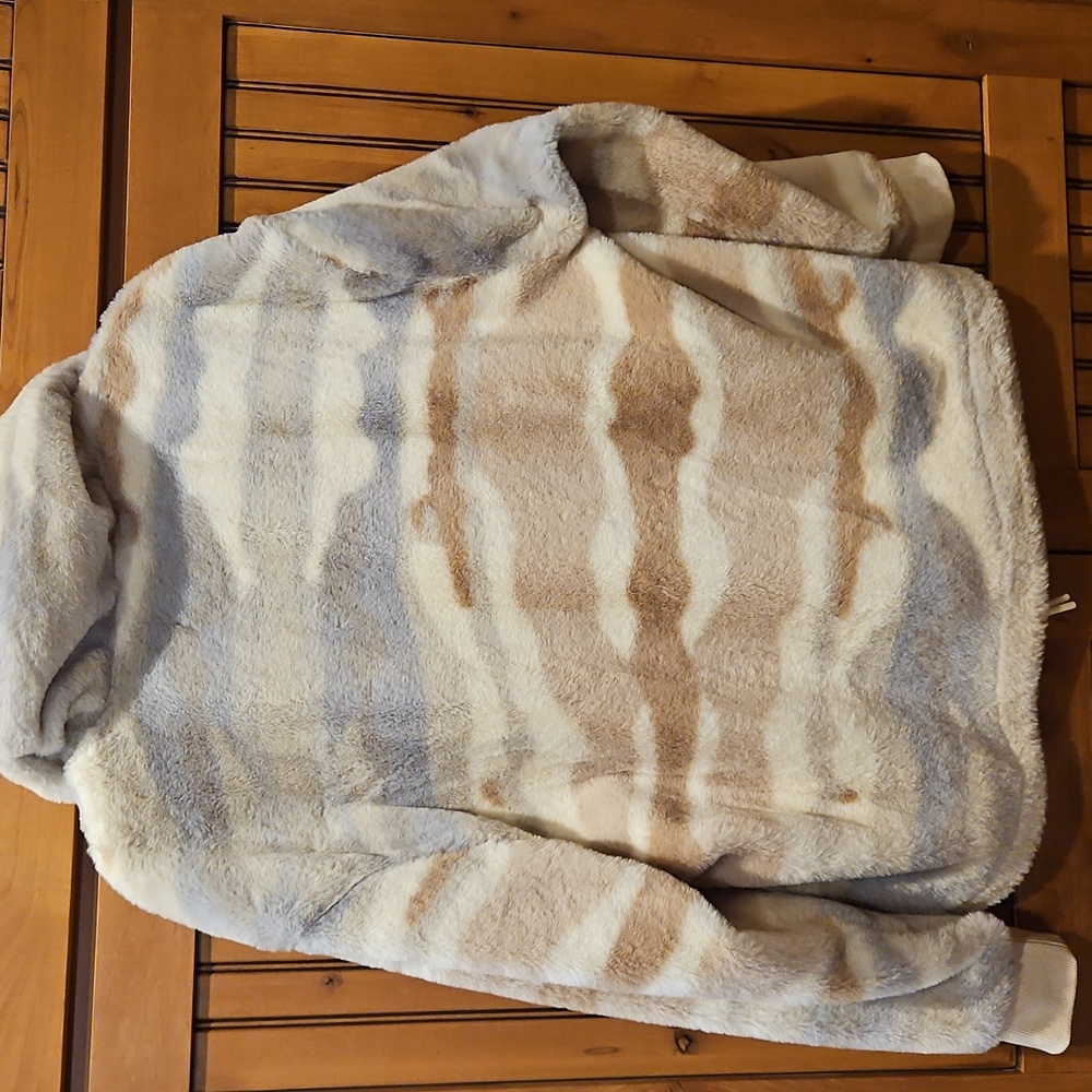 3/4 zip pullover - Picture 4 of 5